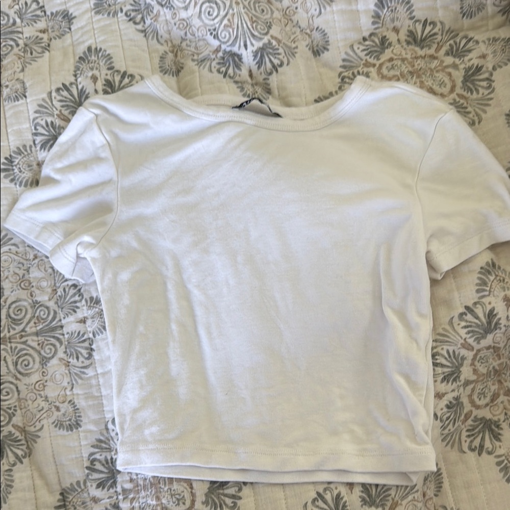 Zara Cropped White T Shirt